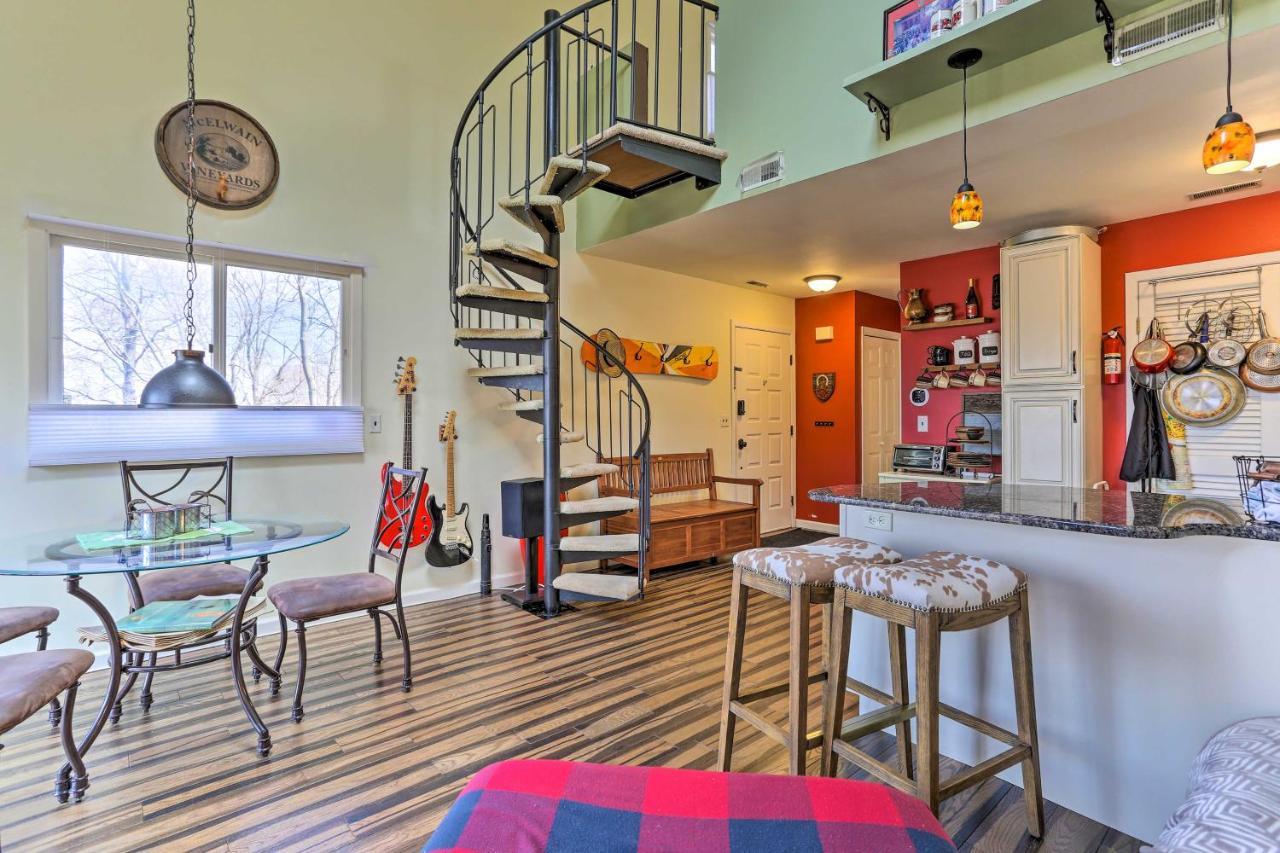 Mountain Creek Condo With Grill Walk To Lifts! Vernon Exterior photo